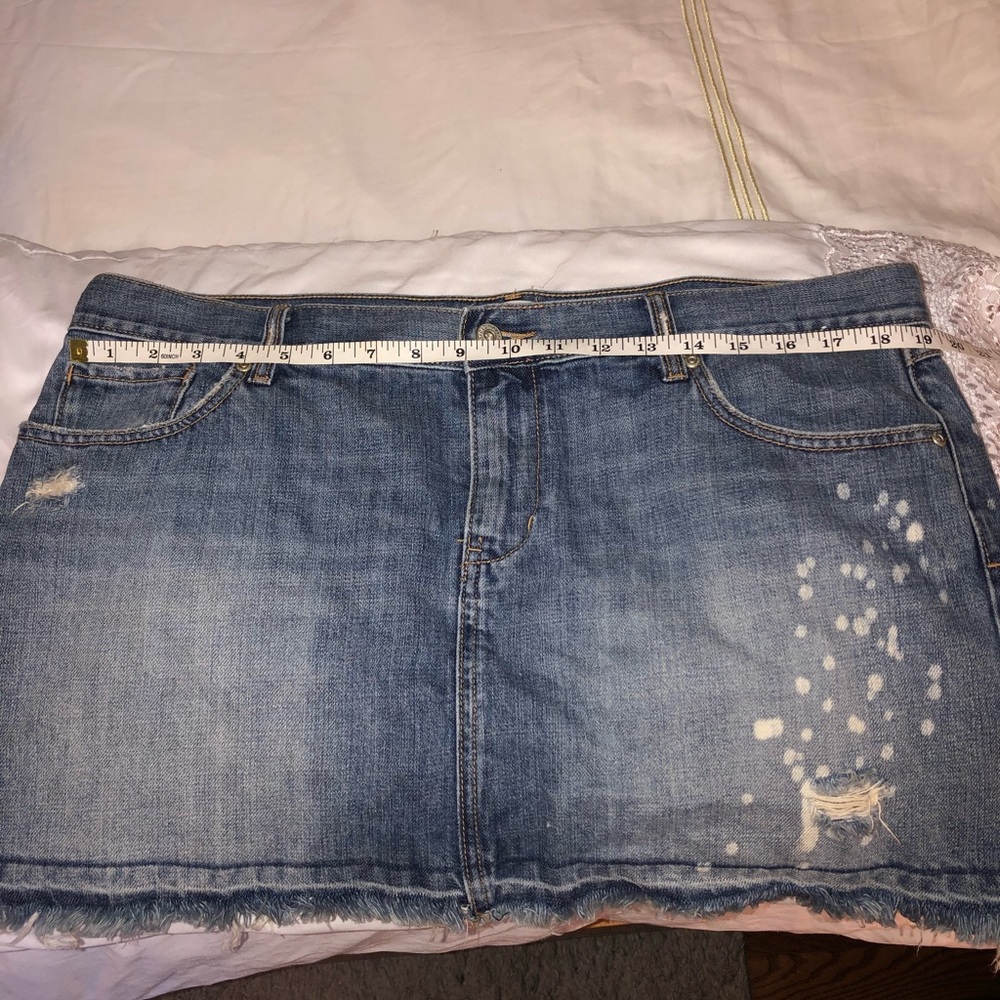 Old Navy Distressed denim short skirt